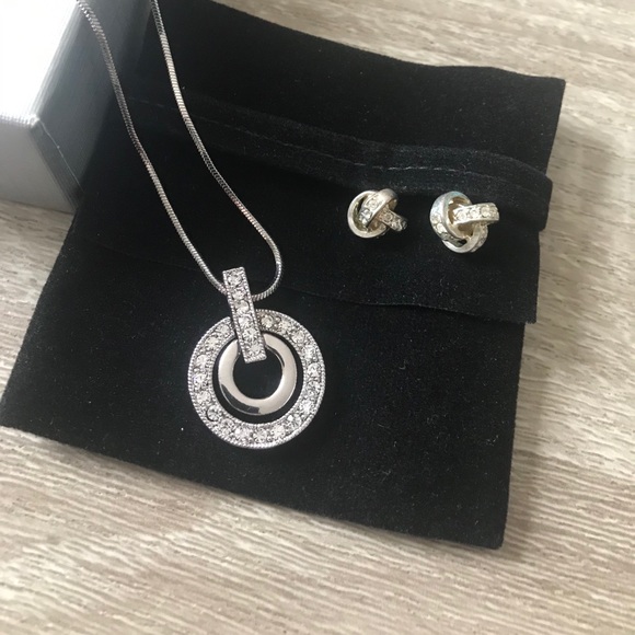 💎BNIB💎SET!! Beautiful Necklace with Bonus Earrings💎 - Picture 1 of 16